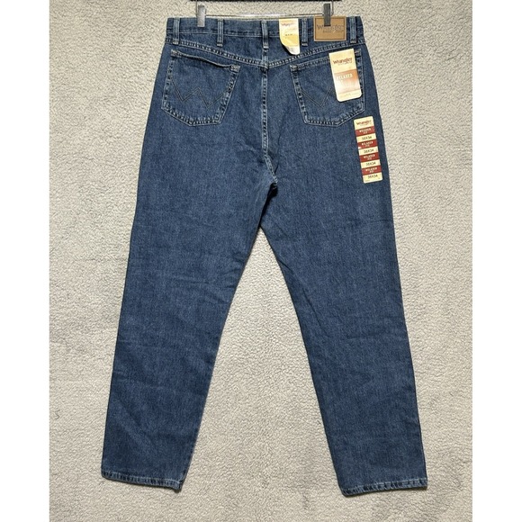 Wrangler Rugged Wear Mens Classic‎ Fit Blue Denim Jeans 38x34 Outdoors Western - Picture 10 of 14